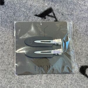 Dior hair clips